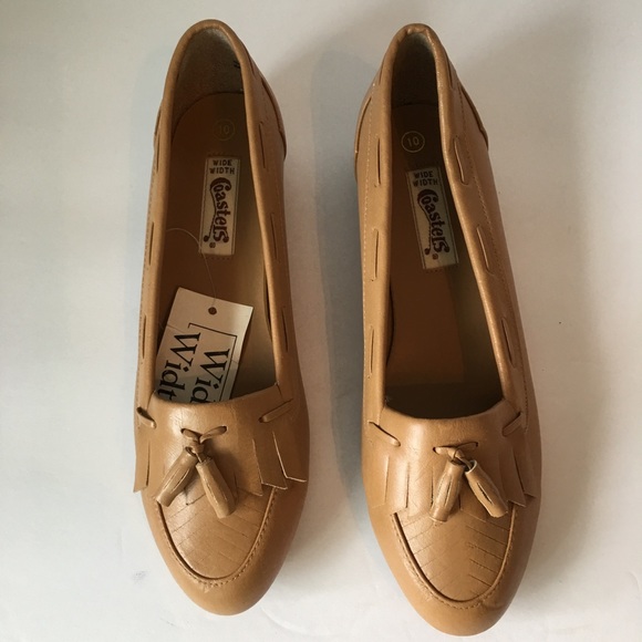 Coasters Shoes - Coasters flats. NWT. Size 10 W